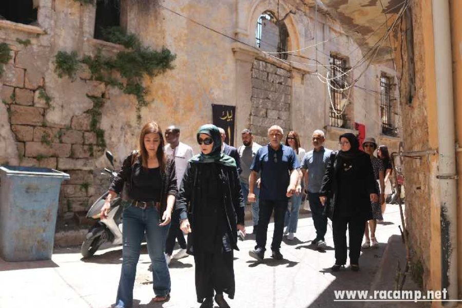 9bdd7826-0069-4b1f-8000-33c3ee7bd85a