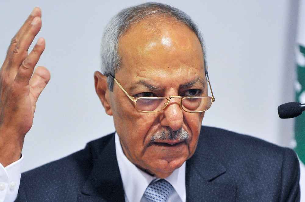 محليات/ / الاستاذ طلال سلمان في الجامعة اللبنانبة الامريكية  ( علي علوش)