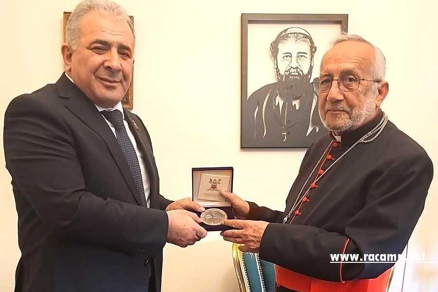 df5b5a3f-4a04-43da-9378-bf30b1179212