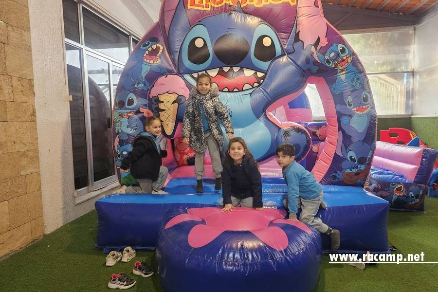 f06554f8-fb8b-460b-b679-03c0bb878763